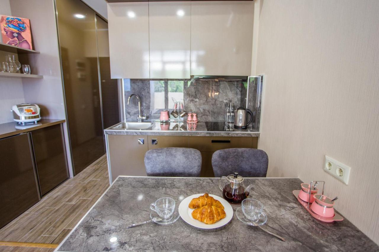 Zgvadaca Kvariati Apartment Bagian luar foto